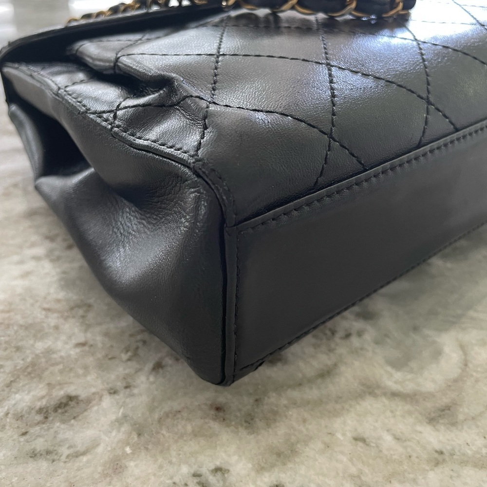 Authentic Chanel Flap Bag - Picture 6 of 10